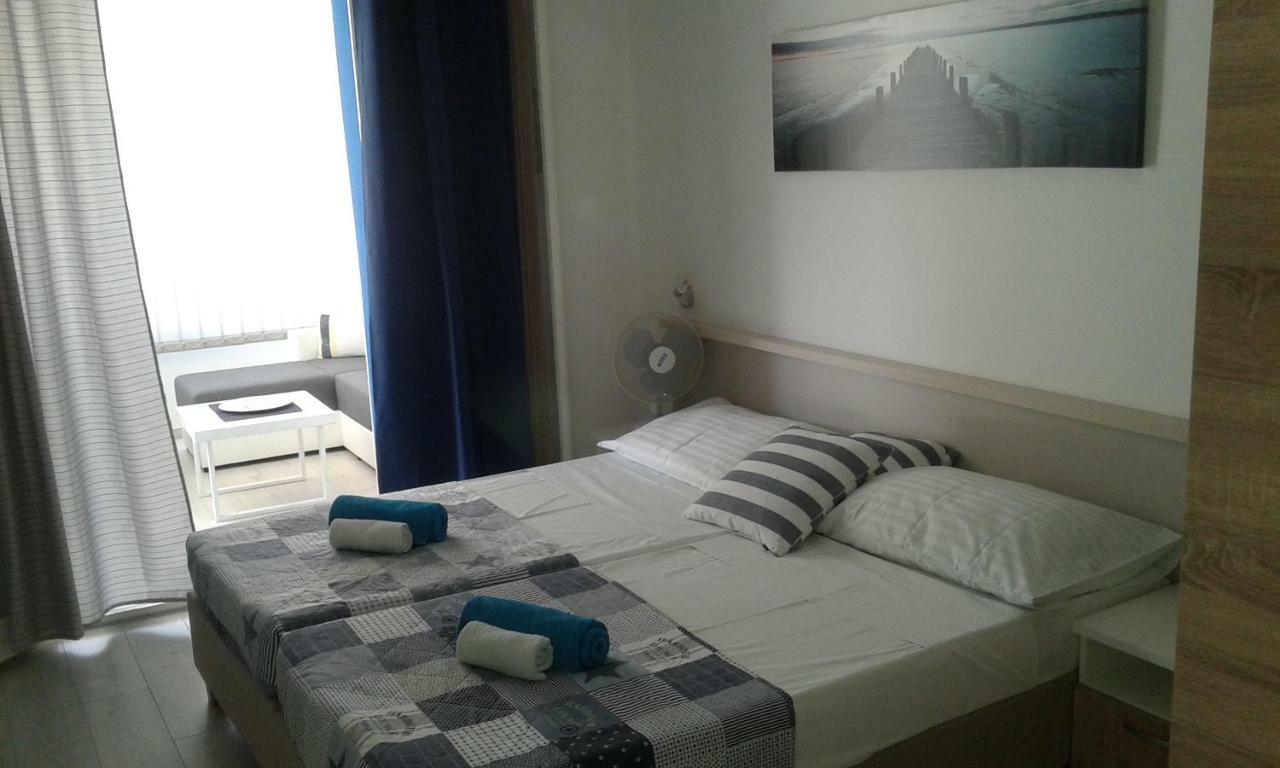 Mali Sjor Apartment Primosten Bagian luar foto
