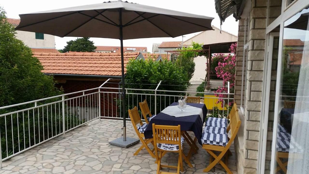 Mali Sjor Apartment Primosten Bagian luar foto